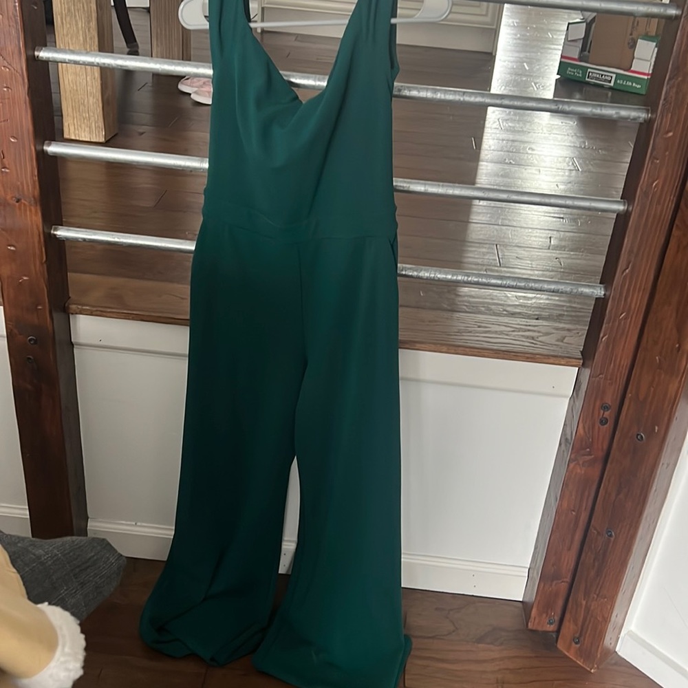 Beautiful green jumpsuit from Express. Worn one time so like new!